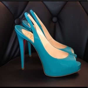 Christian Louboutin size 39 1/2 blue lady peep